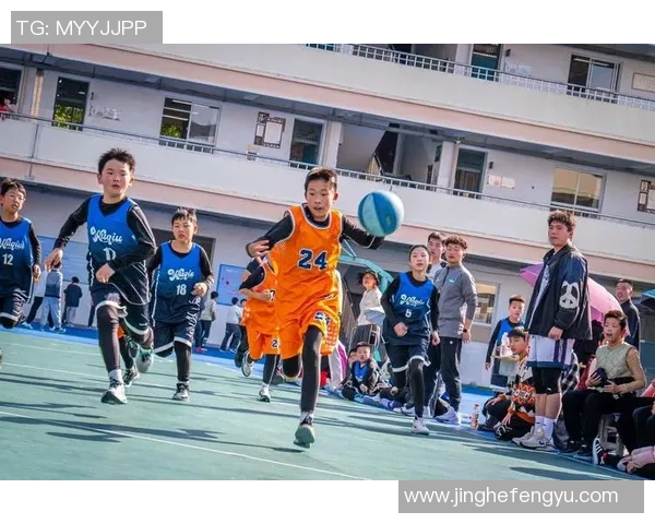 中小学篮球赛盛况空前激发青少年体育热情与团队精神